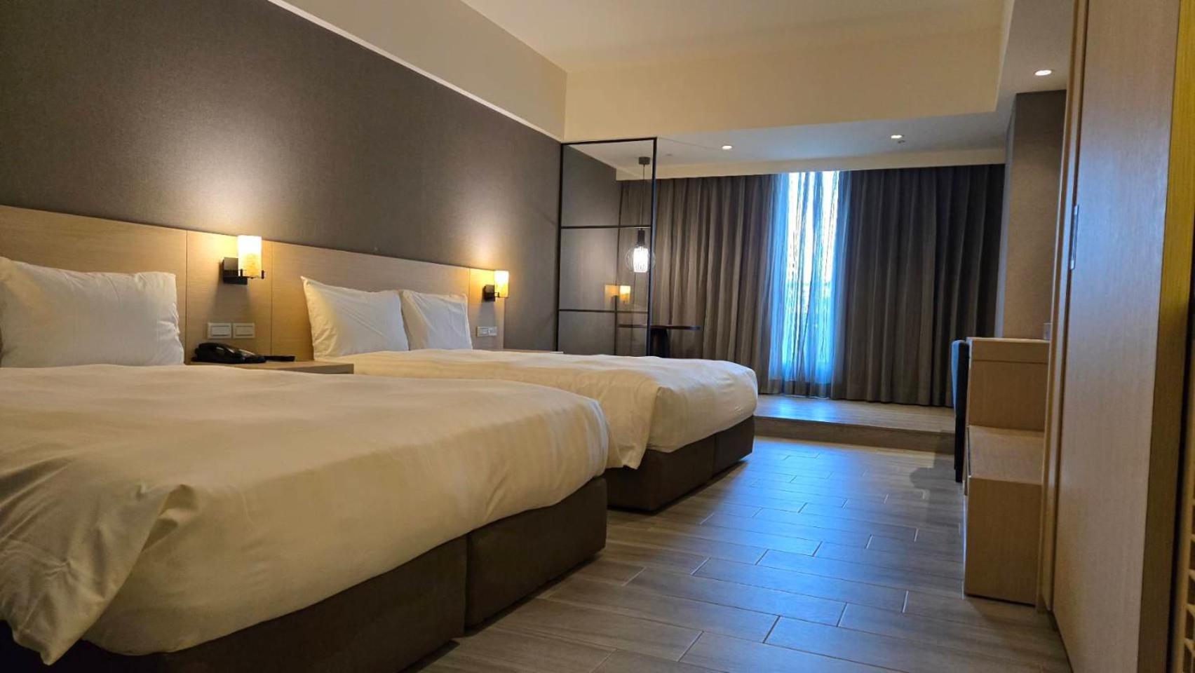 Grand Bay Resort Hotel Heng-ch'un Buitenkant foto Deluxe room